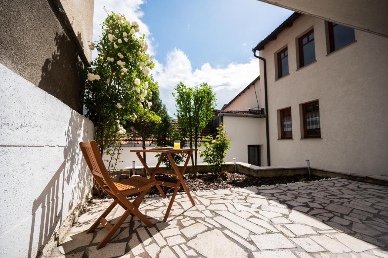 Spacious & Modern Apartments- Old Town Сараево Экстерьер фото