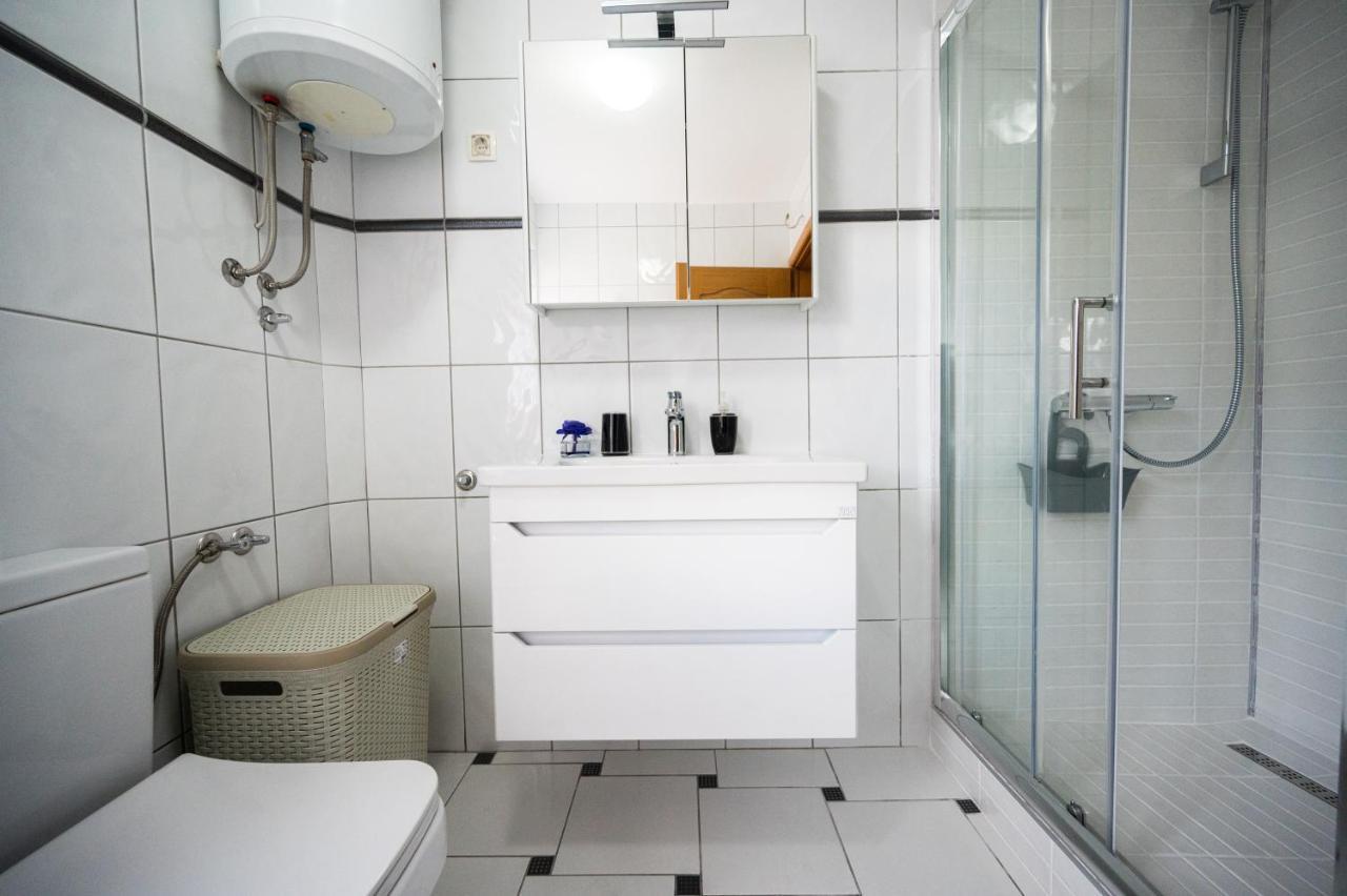 Spacious & Modern Apartments- Old Town Сараево Экстерьер фото