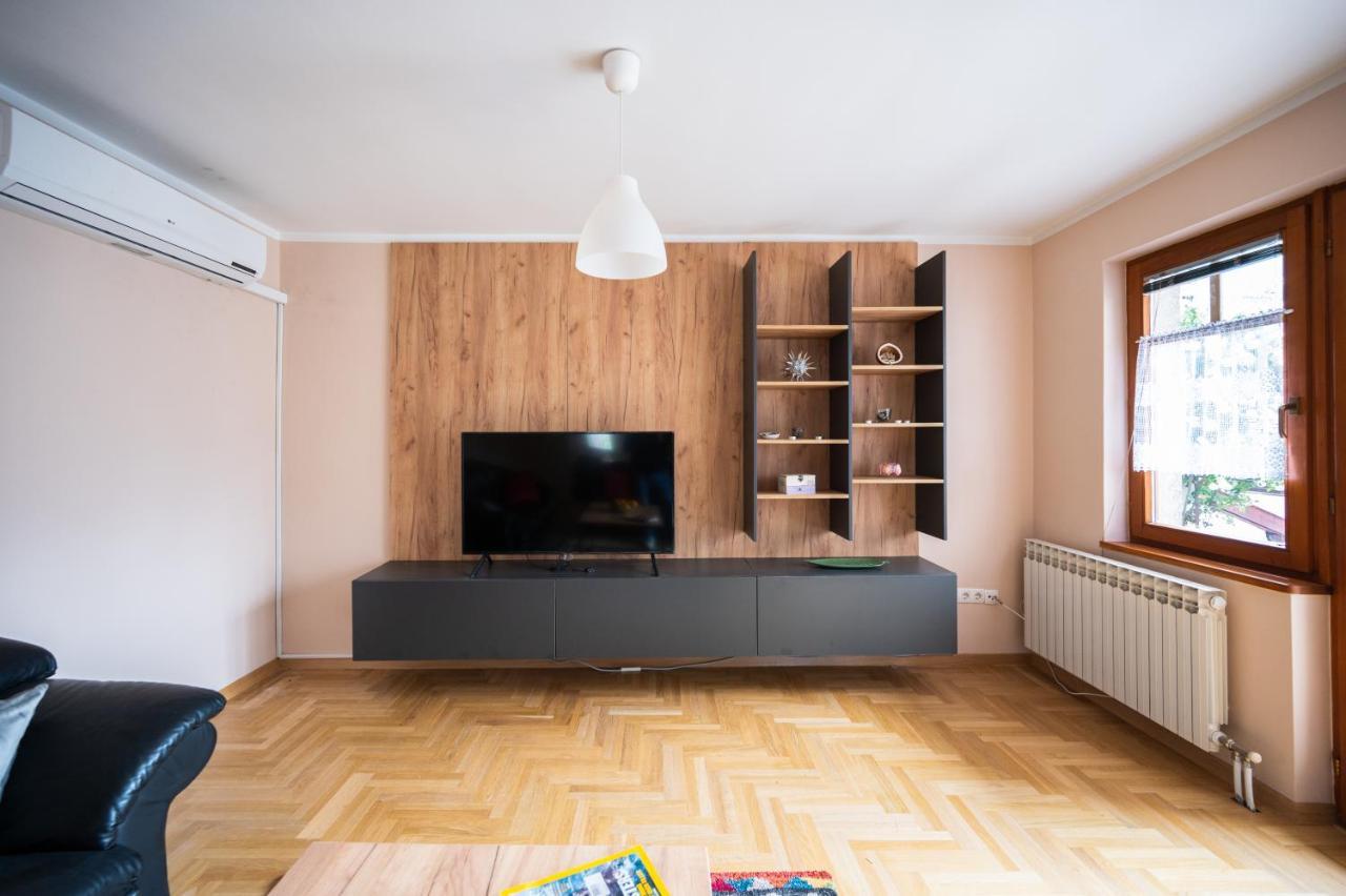 Spacious & Modern Apartments- Old Town Сараево Экстерьер фото