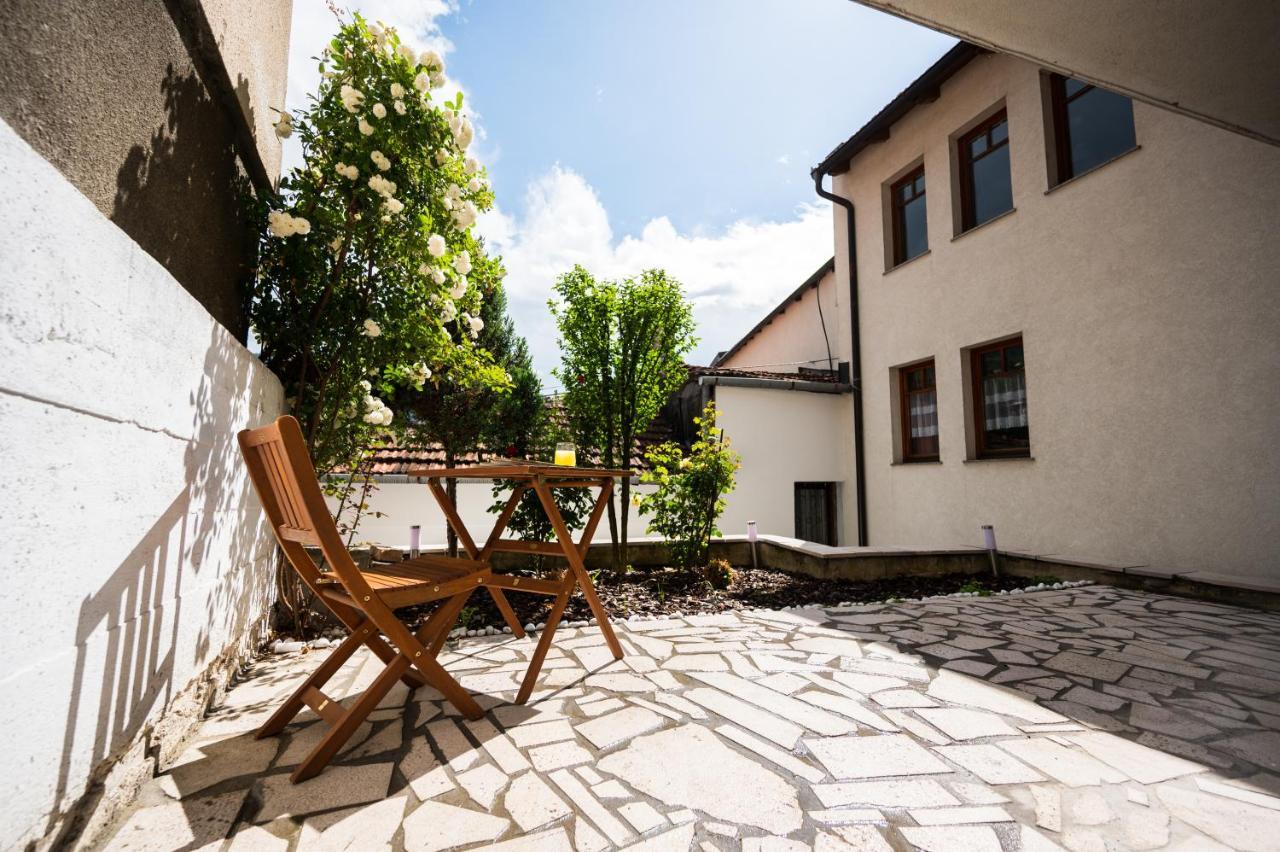 Spacious & Modern Apartments- Old Town Сараево Экстерьер фото