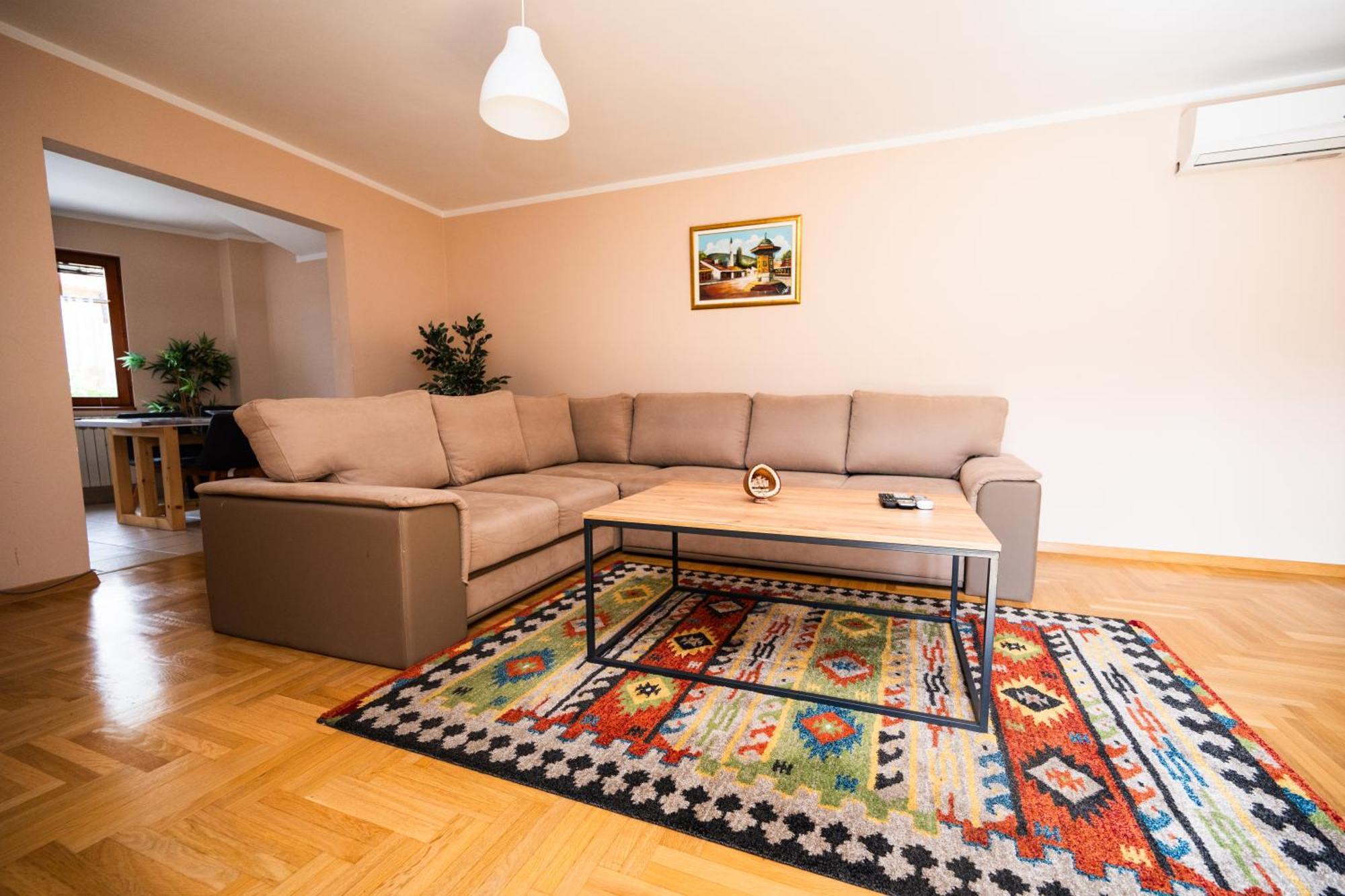 Spacious & Modern Apartments- Old Town Сараево Экстерьер фото