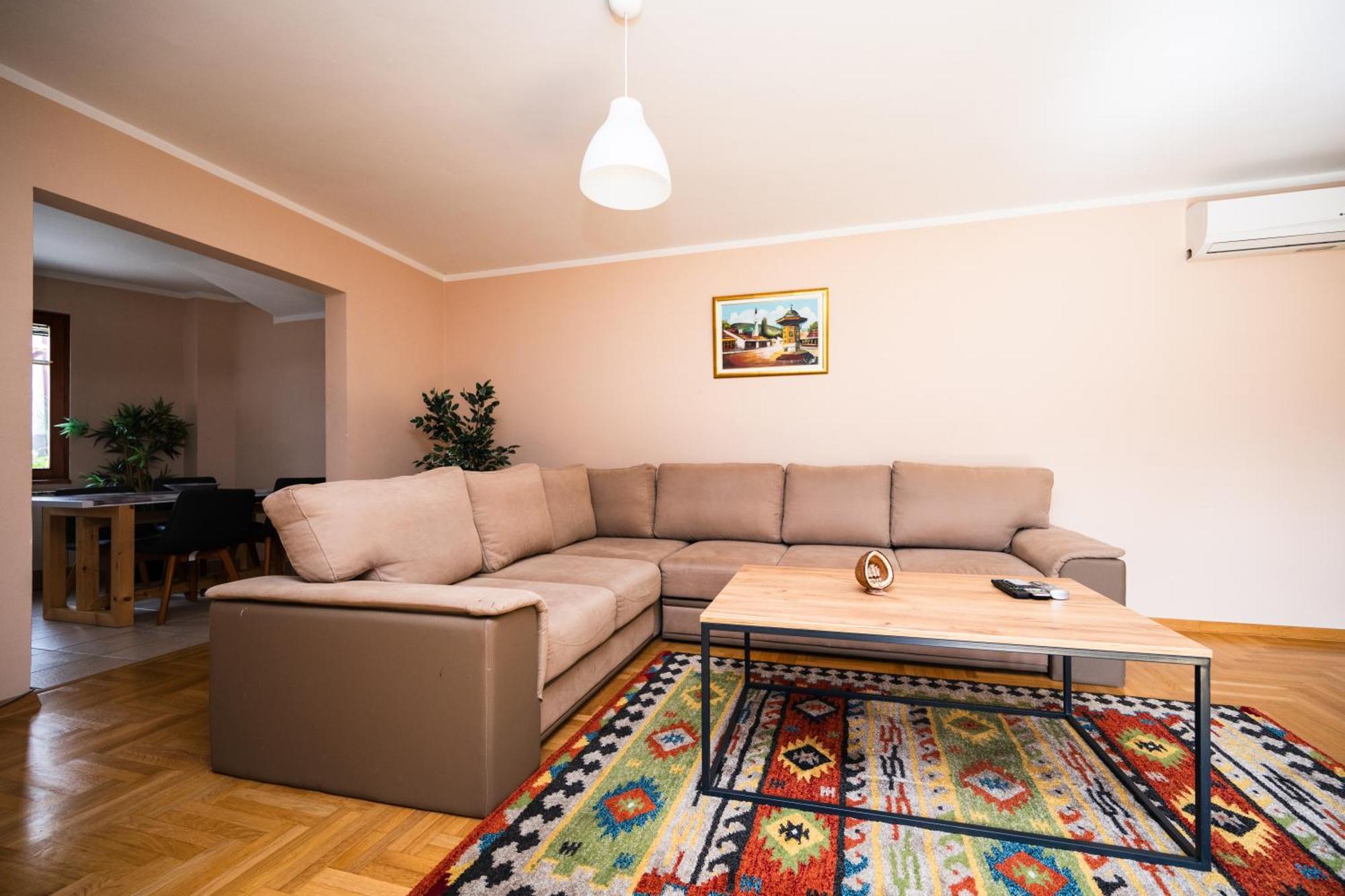 Spacious & Modern Apartments- Old Town Сараево Экстерьер фото